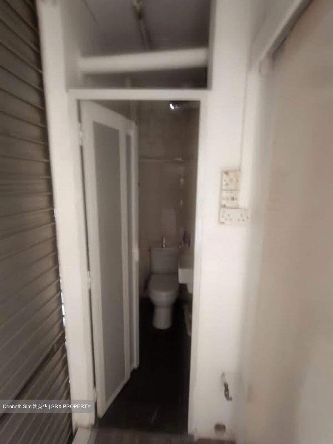 Toa Payoh Central (D12), Shop House #621623271